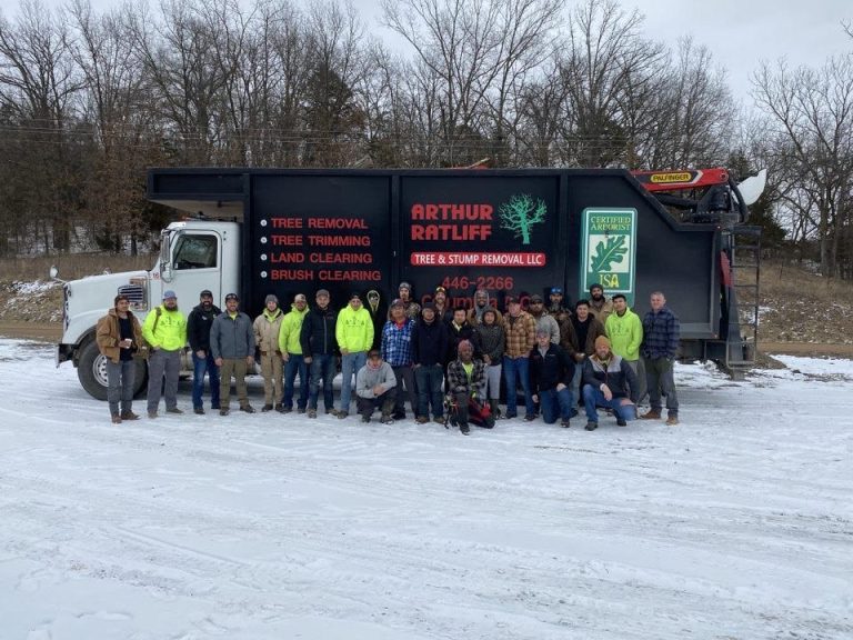 The combined team members of Arthur Ratliff Tree Service and Resource Tree & Land